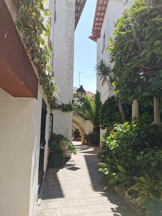 Apartamento Port De Roda De Bara -Roc Sant Gaieta Exterior photo